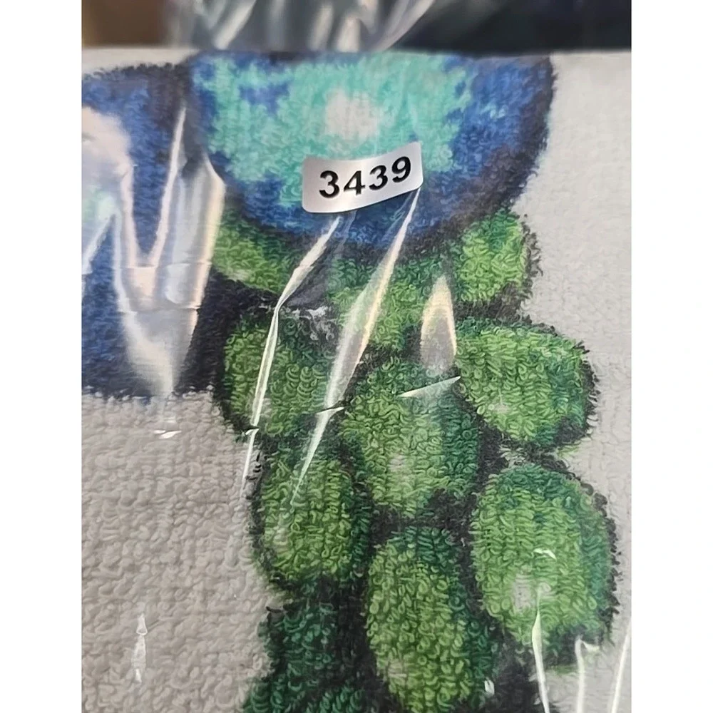 Vtg‎ White Harvest Fruits Print Retro Home Decor Collectible Towel 49